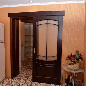 Εσωτερική συρόμενη πόρτα MDF