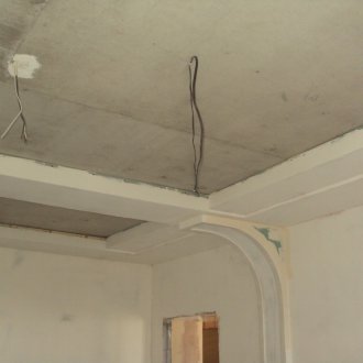 Livellamento del soffitto in cemento