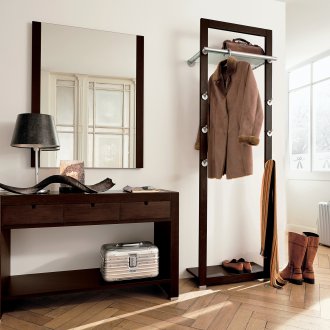 Μικρό διάδρομο από τον ορεινό όγκο