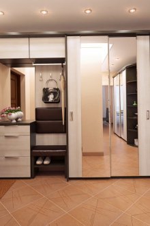 Γραφείο σε ένα μικρό διάδρομο