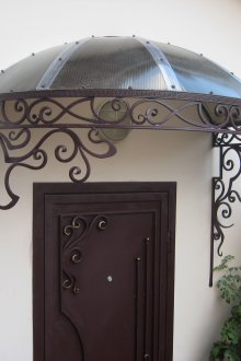 Μέγιστη κορυφή μετάλλου για μια βεράντα