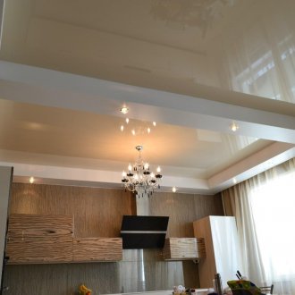 Stretch οροφή στο Χρουστσόφ