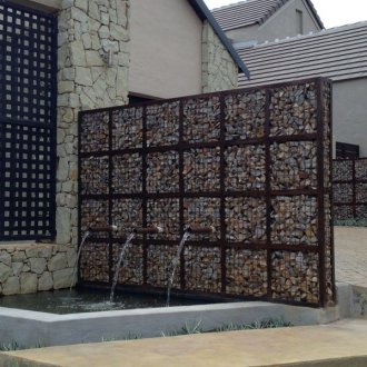 Γυμνάσιο με σιντριβάνι