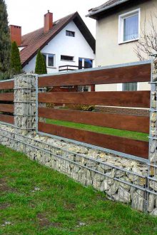 Φράχτης από σχιστόλιθο