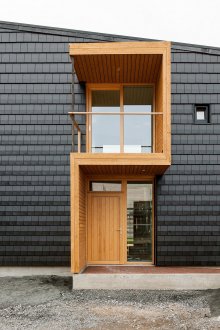 Ασυνήθιστη βεράντα ενός σύγχρονου σπιτιού