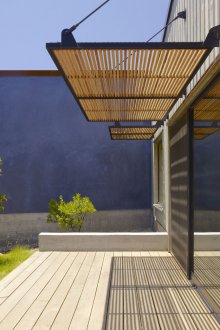 Σύγχρονη προφυλακτήρα βεράντα