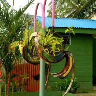 Κρεμαστά γλάστρες για κήπους