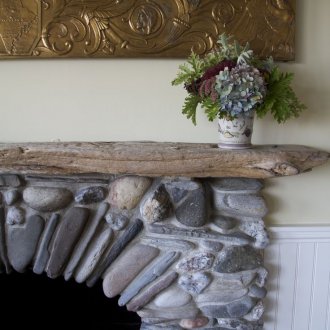 Ράφι από παρασυρόμενο ξύλο