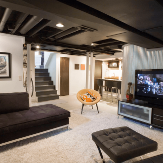 Ματ μαύρη οροφή