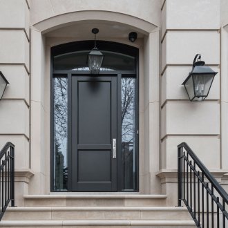 Εσωτερική μαύρη πόρτα 2019