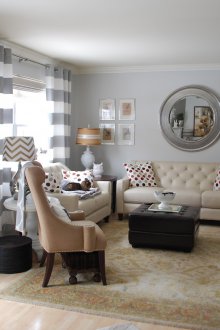 Γκρι ριγέ κουρτίνες