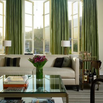 Ξανθιές πράσινες κουρτίνες