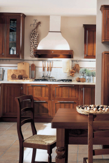 Μεγάλη κουζίνα στυλ Provence