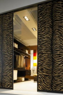 Γυάλινες πόρτες