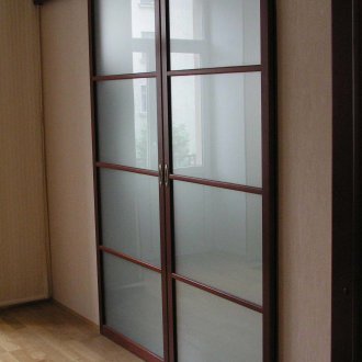 Αρθρωτή διπλή πόρτα