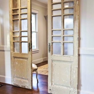 Αρθρωτές αντίκες πόρτες