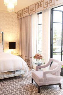 Κουρτίνες σε σύγχρονο ελληνικό στιλ