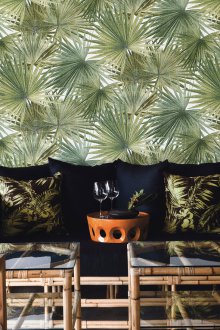 Πράσινη ταπετσαρία με φύλλα