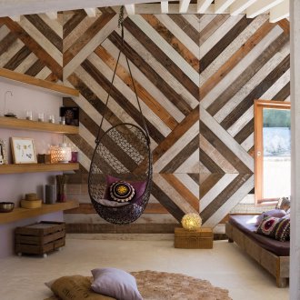 Ξύλινη ταπετσαρία στο σπίτι