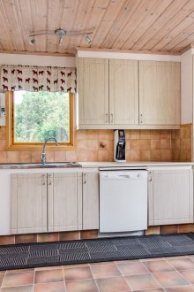 Μικρή άνετη ρουστίκ κουζίνα