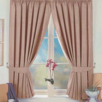 Σύντομες κουρτίνες από λινό