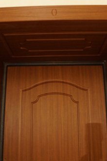 Πλαγιές στην μπροστινή πόρτα