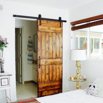 Ηλικιωμένη κρεβατοκάμαρα