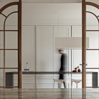 Πόρτα κουζίνας με διαστολέα