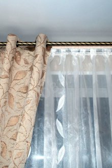 Μεταλλική ράβδος κουρτίνας