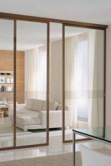 Αυτόματη πόρτα γυαλιού