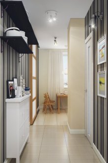 Ριγέ ταπετσαρία για το διάδρομο