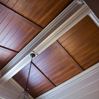 Πάνελ στην οροφή του σπιτιού