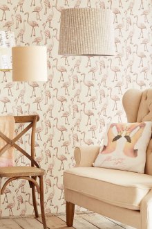 Μπεζ ταπετσαρία με μοτίβο