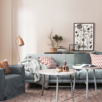 Στερεά έγχρωμη ταπετσαρία