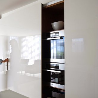 Κρυμμένα ντουλάπια κουζίνας