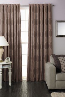 Μπεζ καφέ κουρτίνες