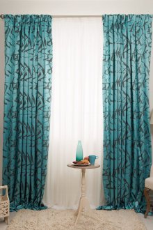Τυρκουάζ με κουρτίνες