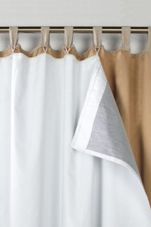 Κολλώδεις κουρτίνες