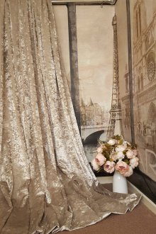 Βελούδινα κουρτίνες