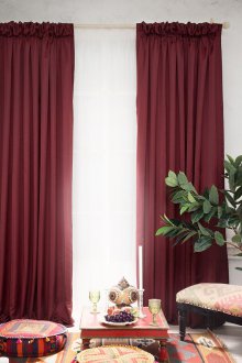 Βουργουνδίας ίσια κουρτίνες