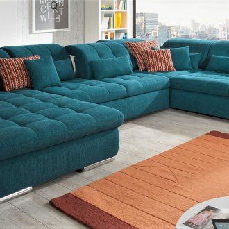 Τυρκουάζ καναπέ στο εσωτερικό