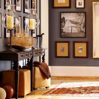 Κονσόλα τραπέζι στο διάδρομο