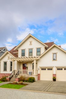 Ανοιχτό τούβλο για την πρόσοψη