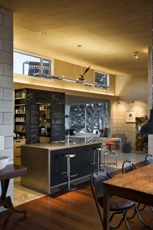 Μπαρ μετρητής με γυάλινη κορυφή