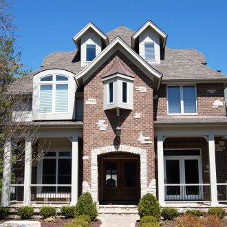 Πρόσοψη από τούβλο