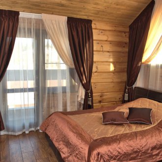 Διπλές κουρτίνες στο σπίτι