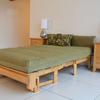 Μικρό πτυσσόμενο κρεβάτι