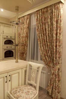 Κουρτίνες μπαγκέτας στην κουζίνα