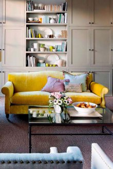 Κίτρινο ίσιο καναπέ