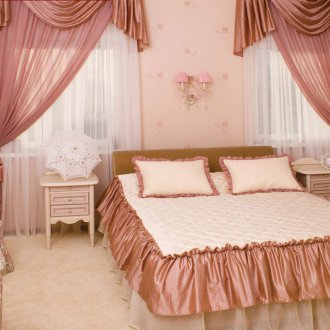 Κουρτίνες από τούλι από τη μία πλευρά